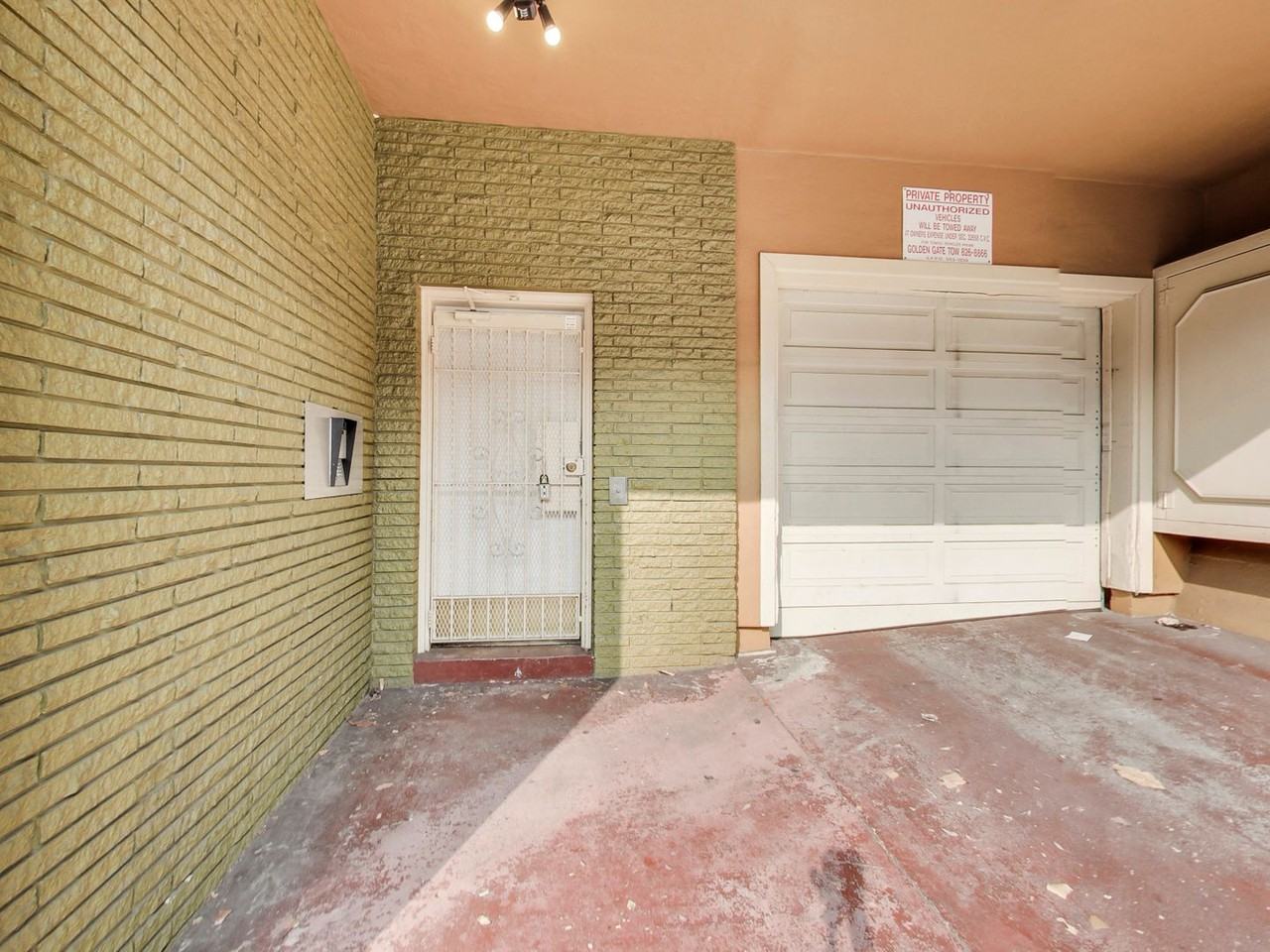 1220 Hayes St #1 - Photo 3 of 20