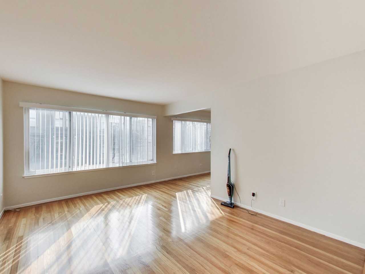 1220 Hayes St #1 - Photo 4 of 20