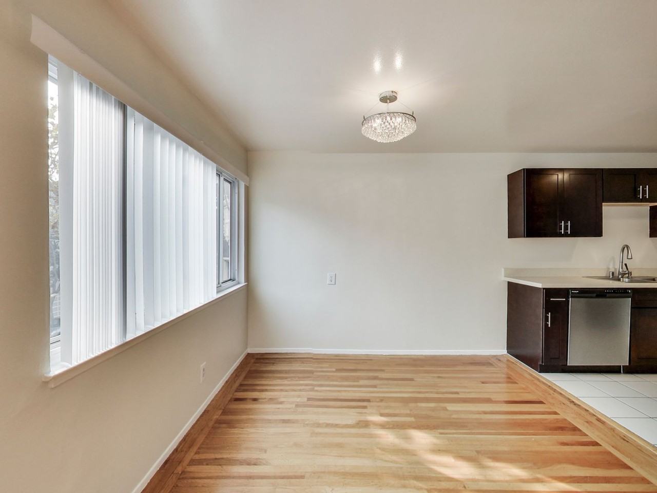 1220 Hayes St #1 - Photo 5 of 20