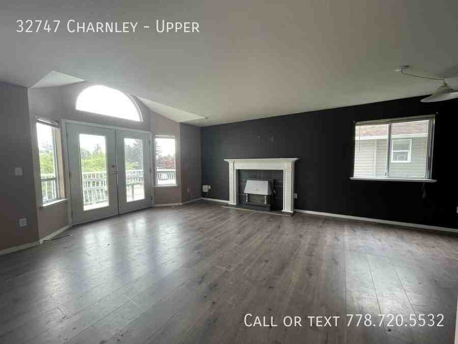 32747 Charnley Dr - Photo 4 of 5