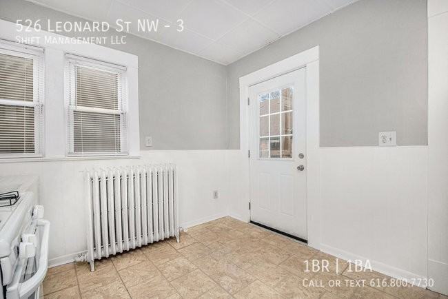 526 Leonard St Nw #3 - Photo 2 of 17
