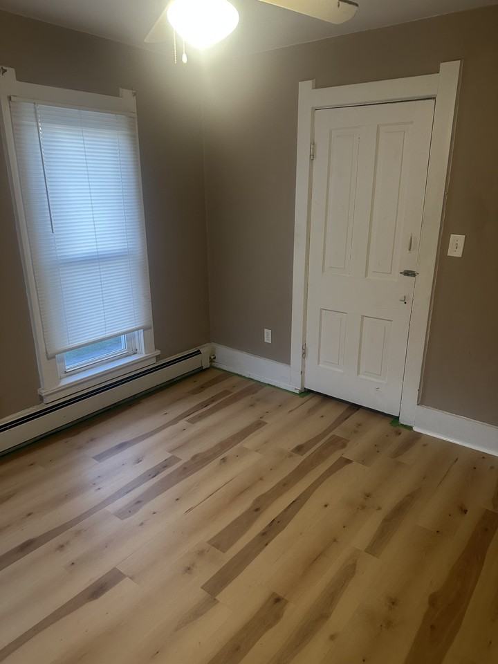 319 Pearl St #2 - Photo 5 of 7
