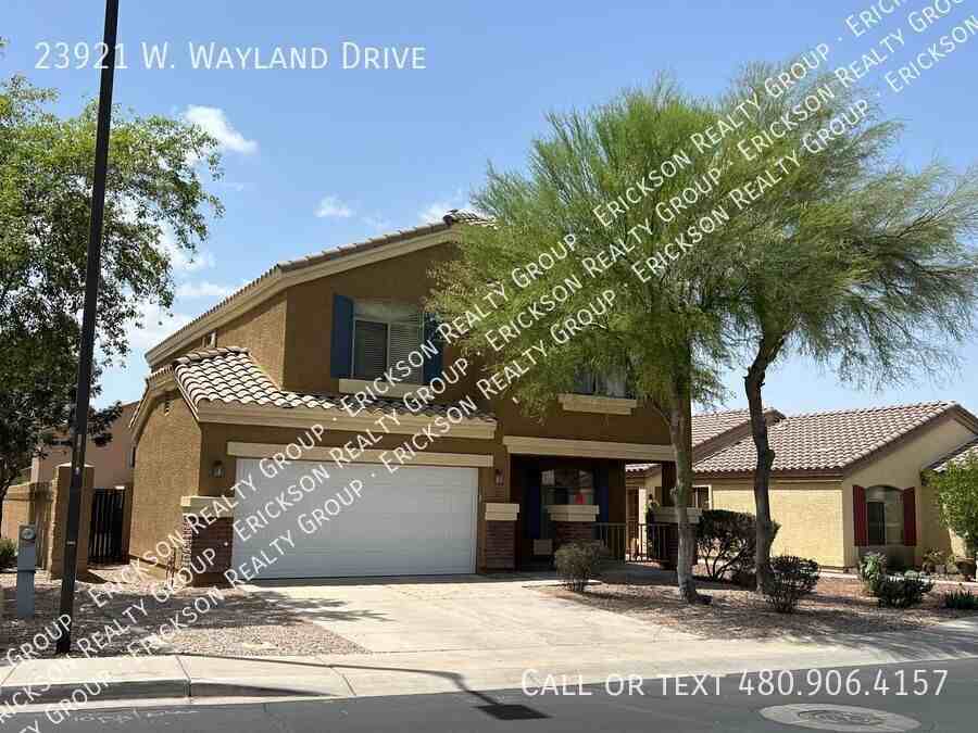 23921 W Wayland Dr - Photo 2 of 31