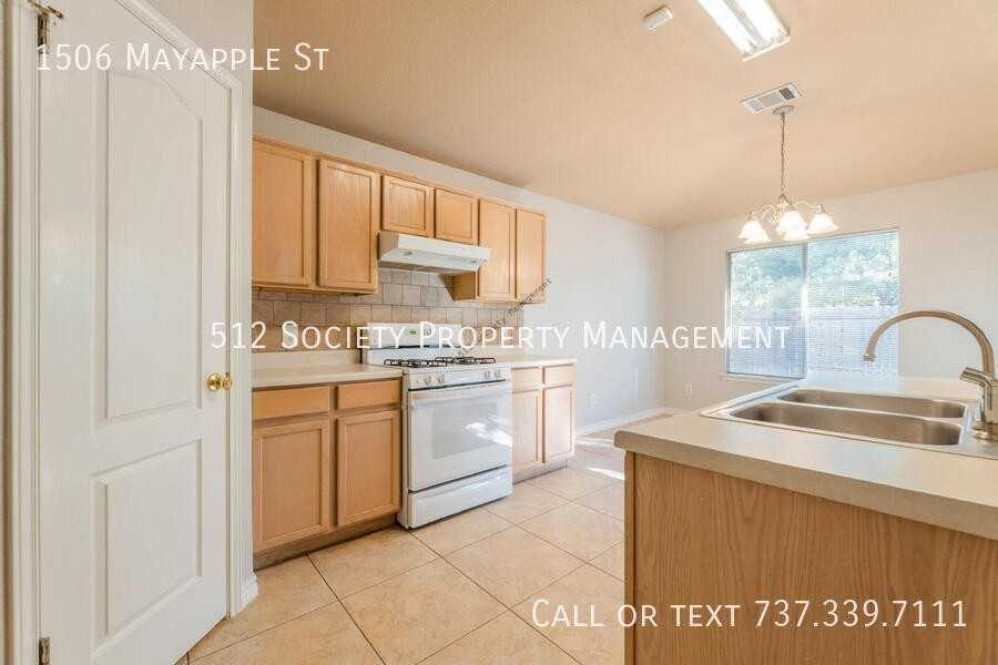 1506 Mayapple St - Photo 7 of 27