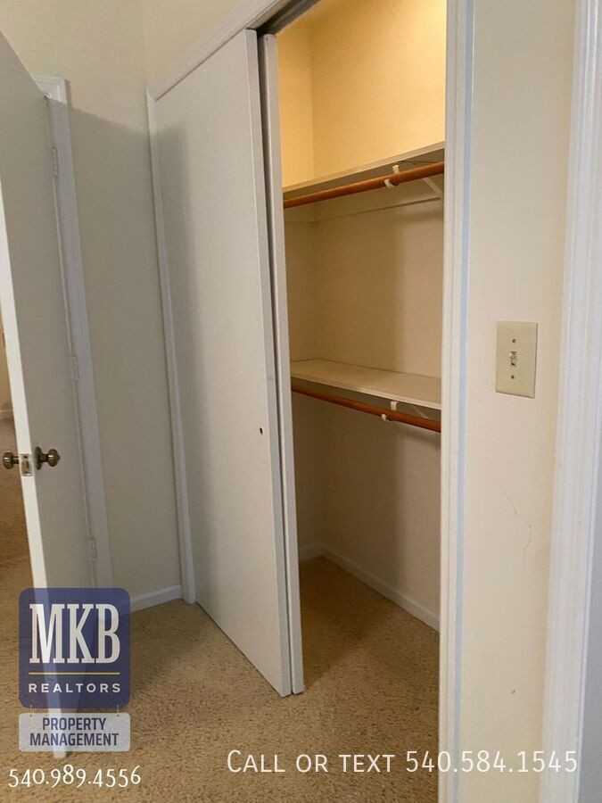 3377 Kelly Ln - Photo 5 of 44