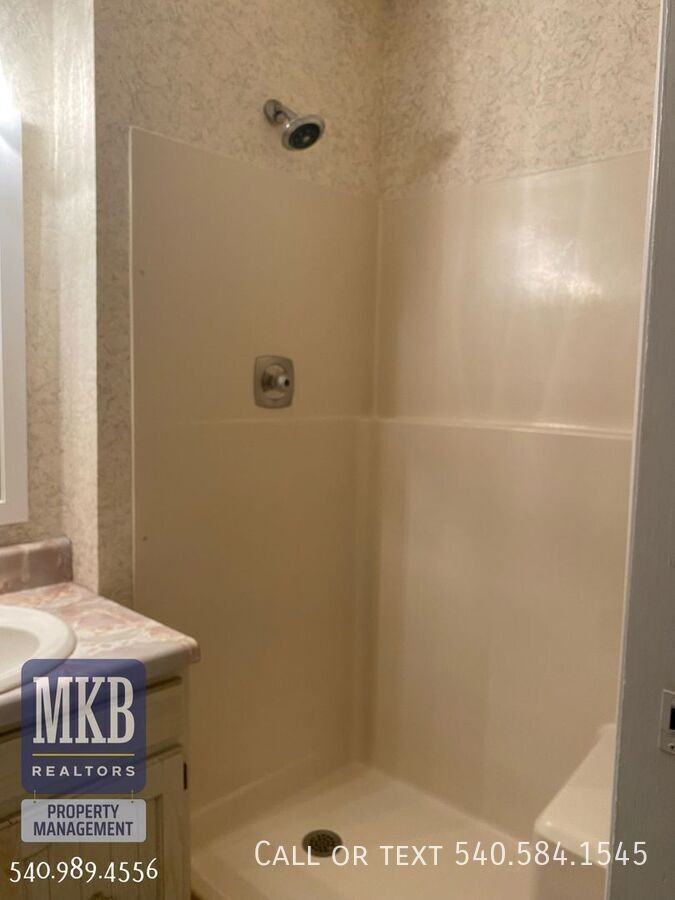 3377 Kelly Ln - Photo 7 of 44