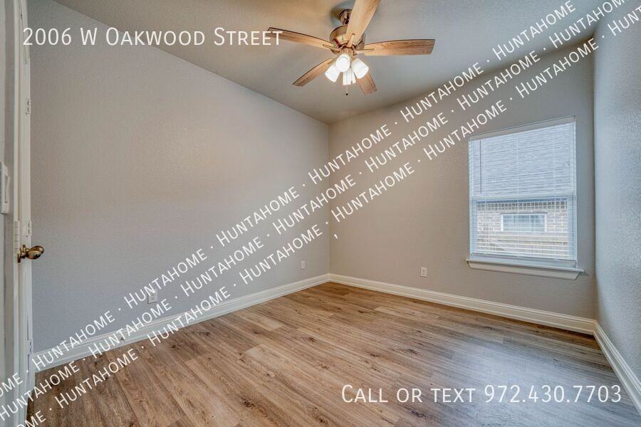 2006 W Oakwood St - Photo 5 of 23