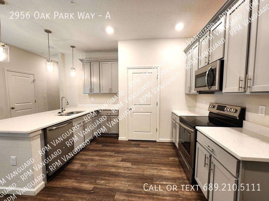 2956 Oak Park Way #A - Photo 2 of 23