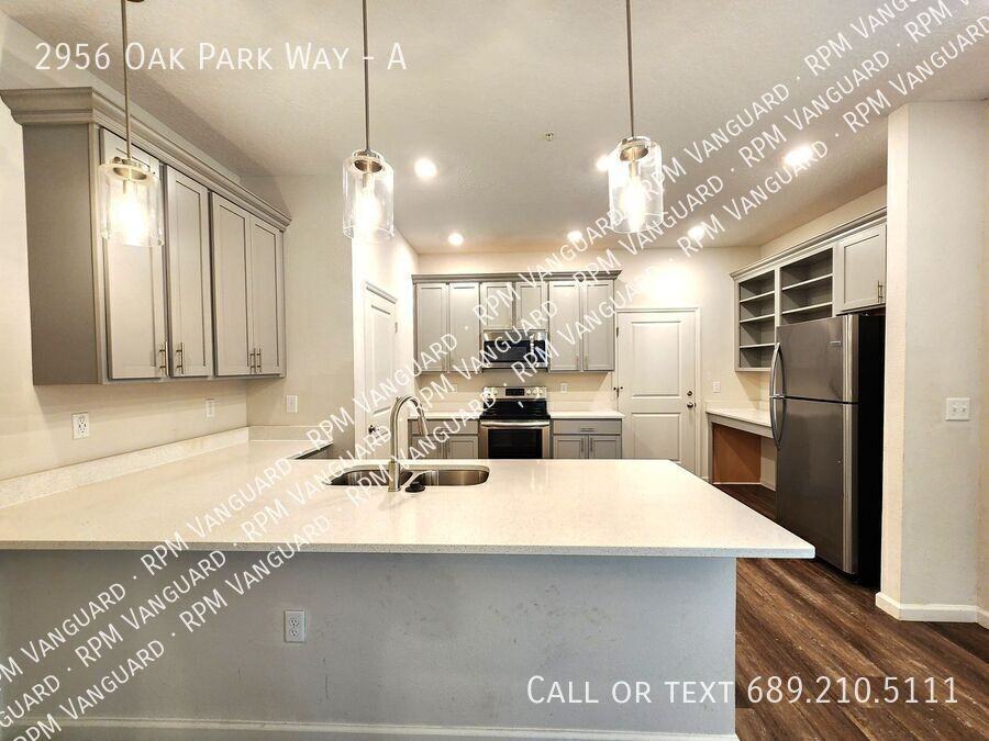 2956 Oak Park Way #A - Photo 3 of 23