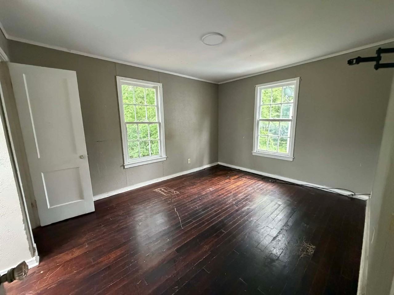 6101 Fairfield Ave - Photo 7 of 9