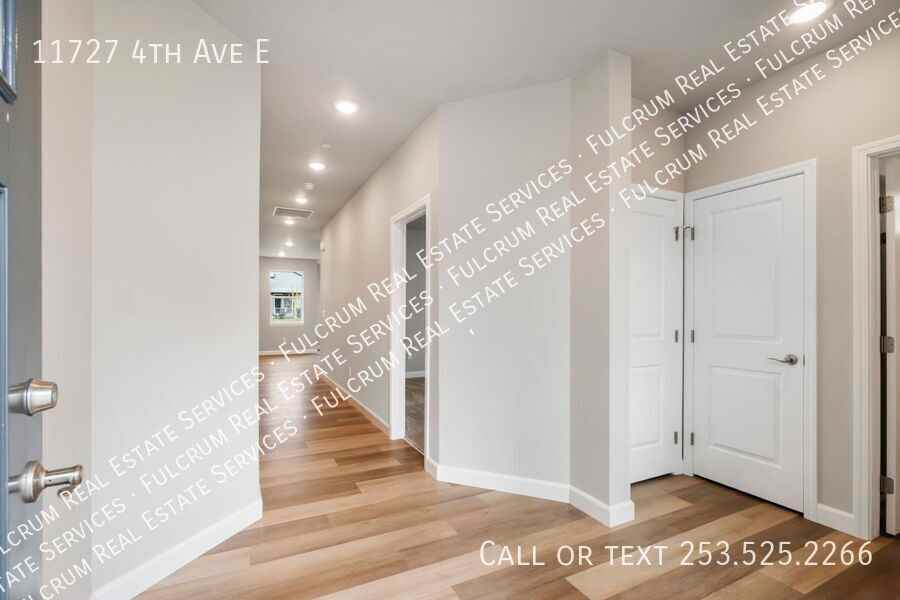11727 4th Ave E - Photo 3 of 19