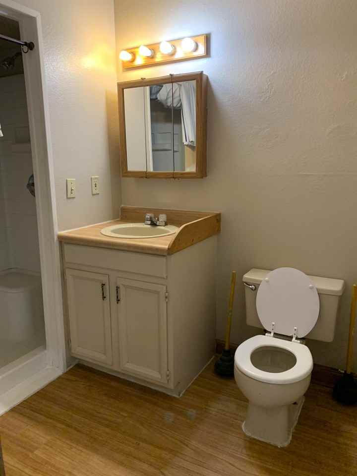 528 S Lincoln St #1 - Photo 7 of 10