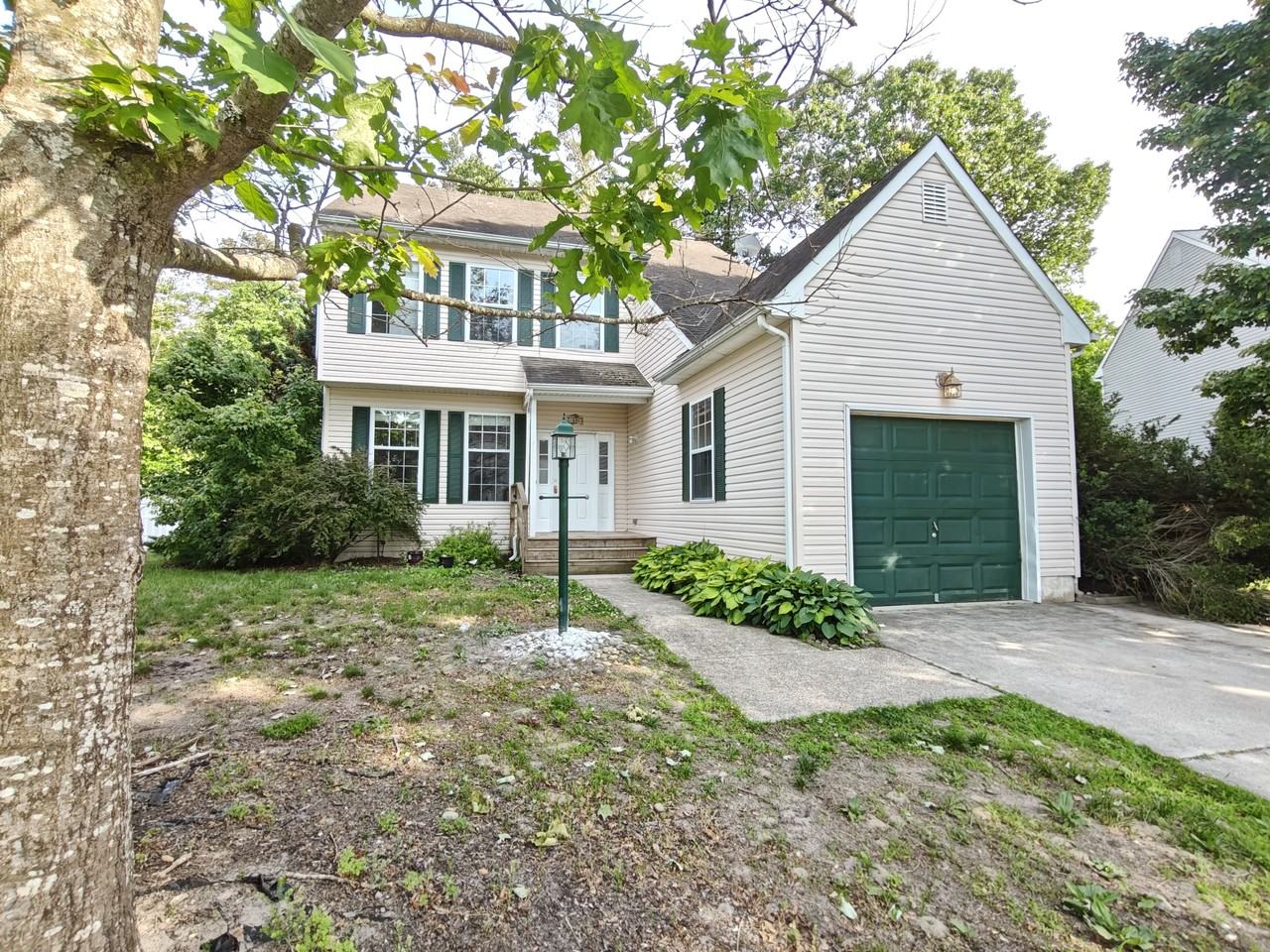 88 Devon Rd - Photo 2 of 27