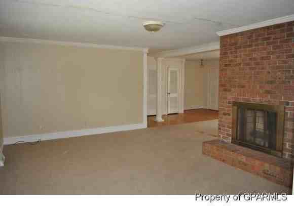 2006 S Elm St - Photo 2 of 16
