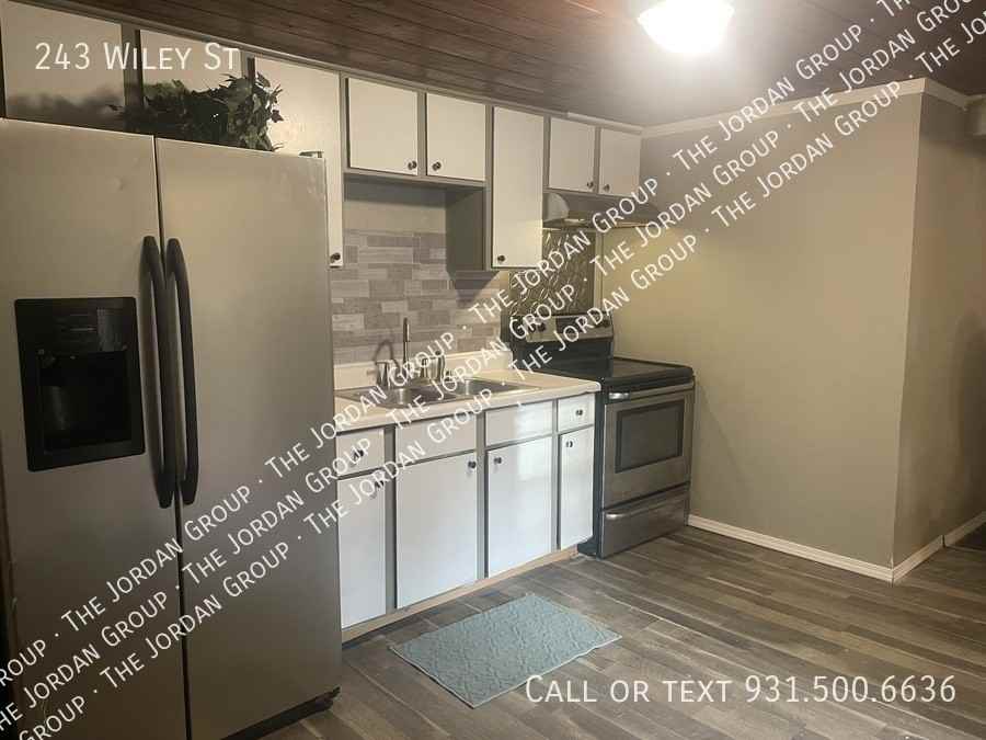 243 Wiley St - Photo 6 of 14