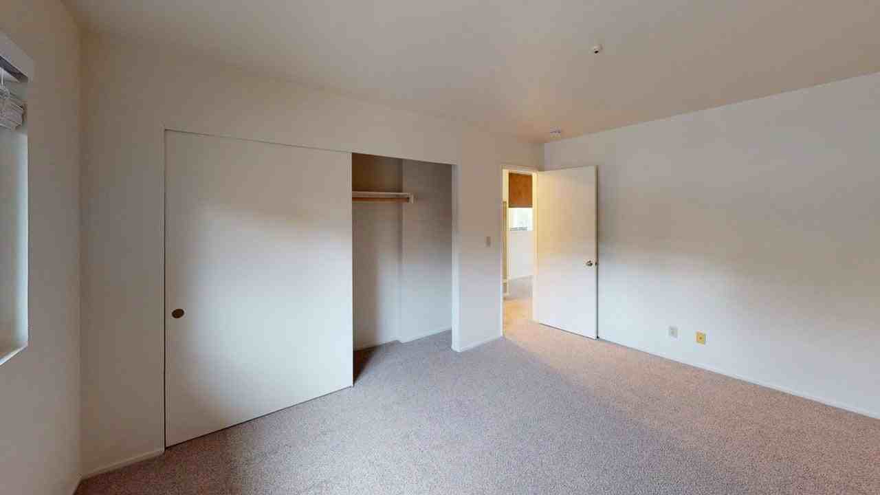 701 Mission Blvd #9 - Photo 6 of 16