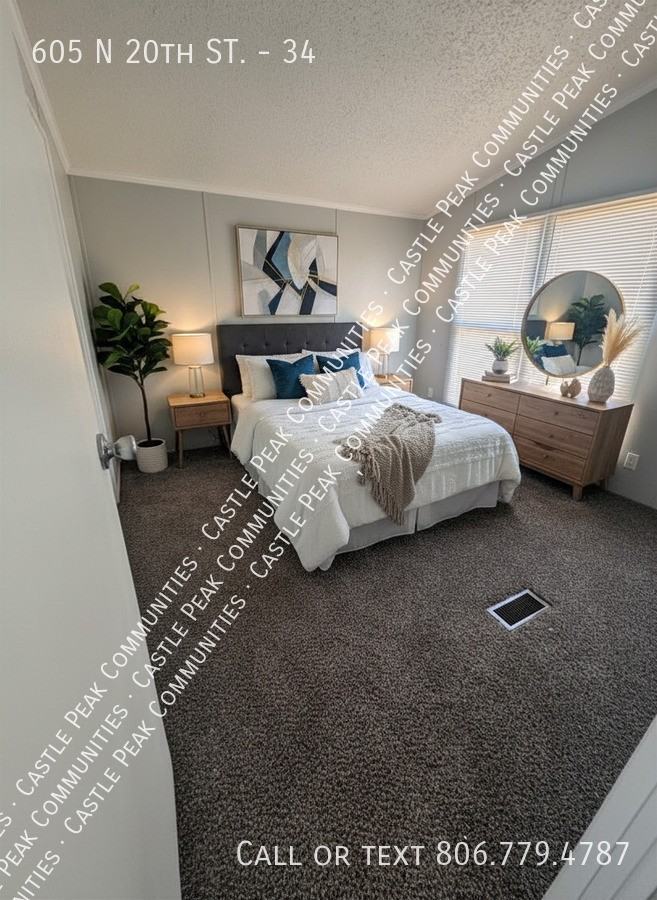 605 N 20th St #34 - Photo 2 of 8