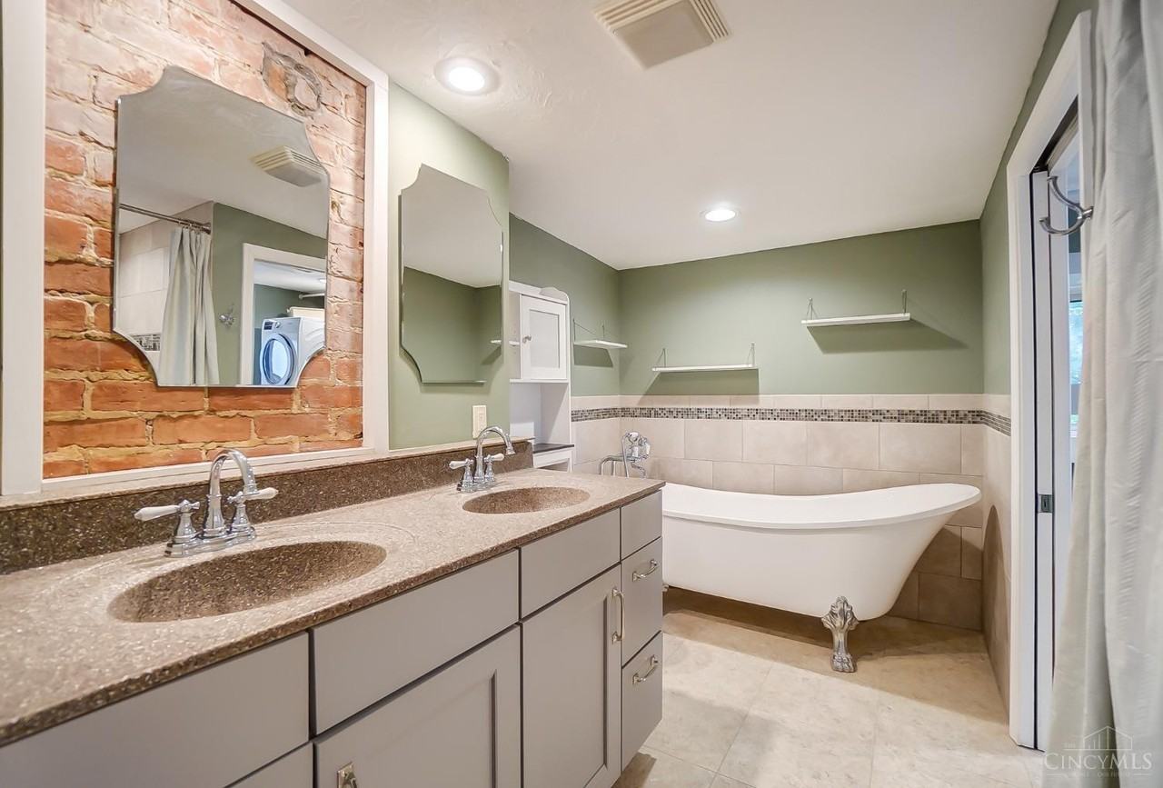 2158 Stratford Ave #2 - Photo 5 of 27