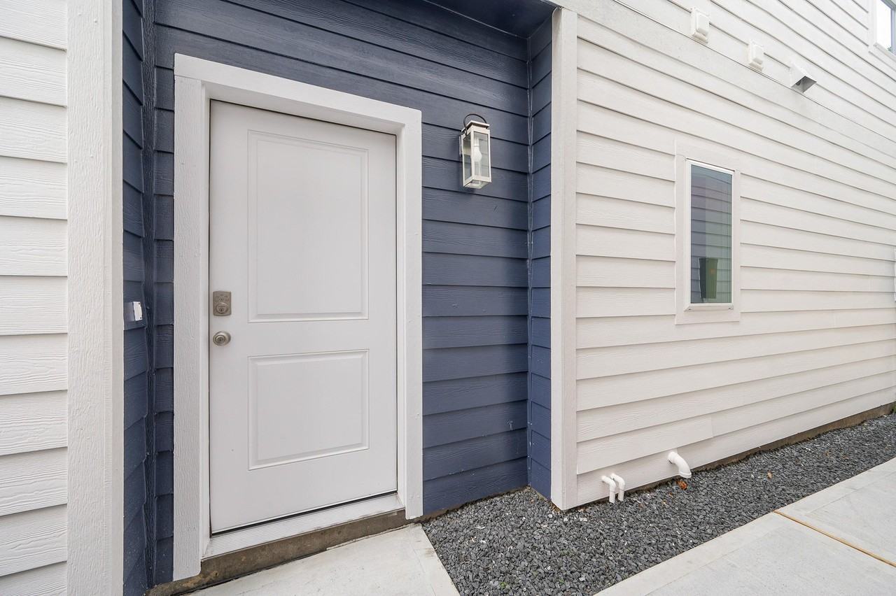 835 Paul Quinn StreetUnit B #835B - Photo 3 of 17