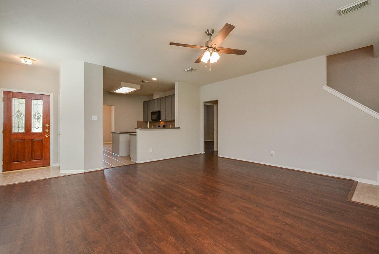 15506 Hickory Dale St #1 - Photo 5 of 31