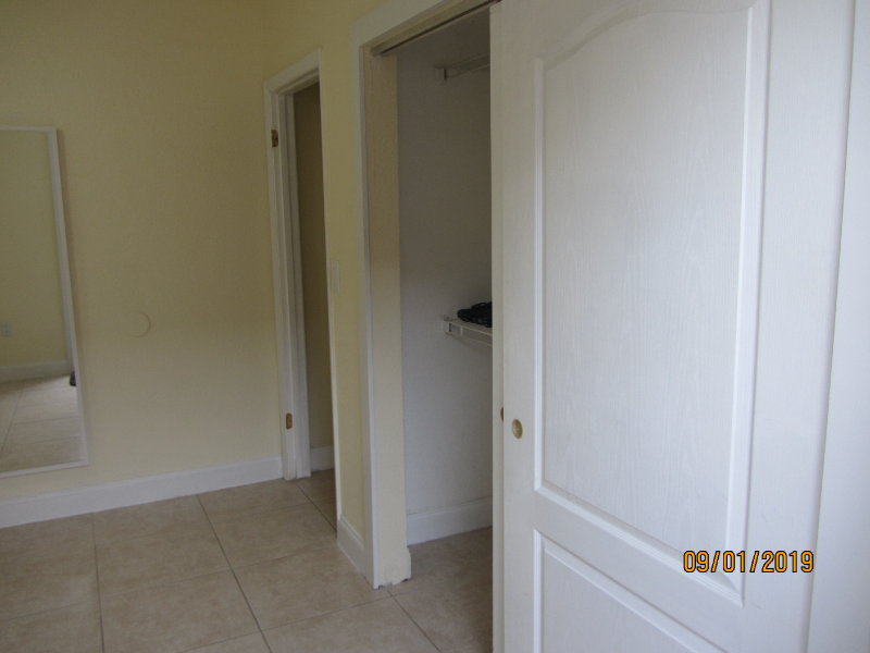 10740 Sw 142nd Ave - Photo 5 of 23