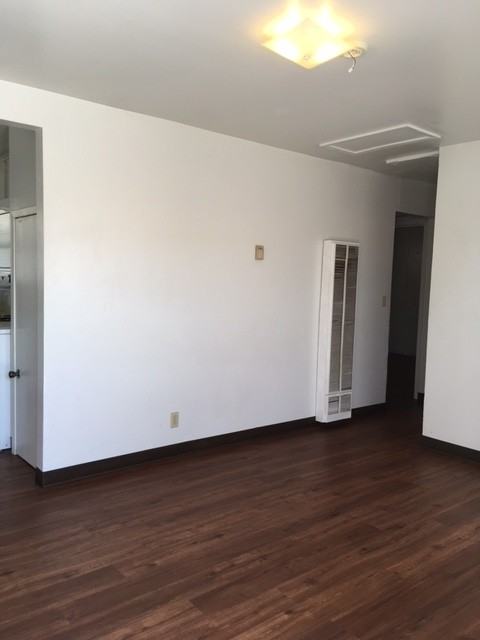 109 S Boston Ave - Photo 3 of 9