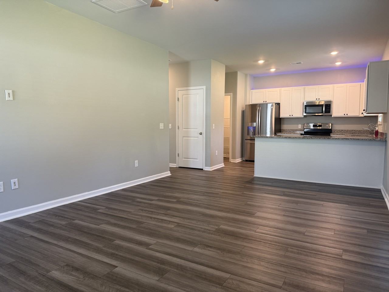 259 Enclave Way Ne #1 - Photo 7 of 31