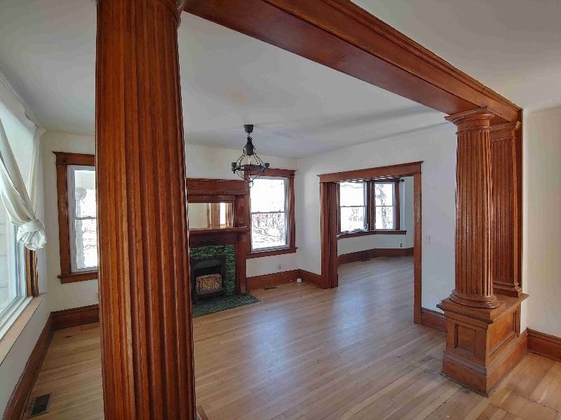 2901 Charlotte St - Photo 7 of 14