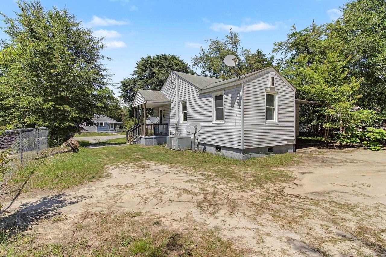 512 E 6th Ave - Photo 2 of 20