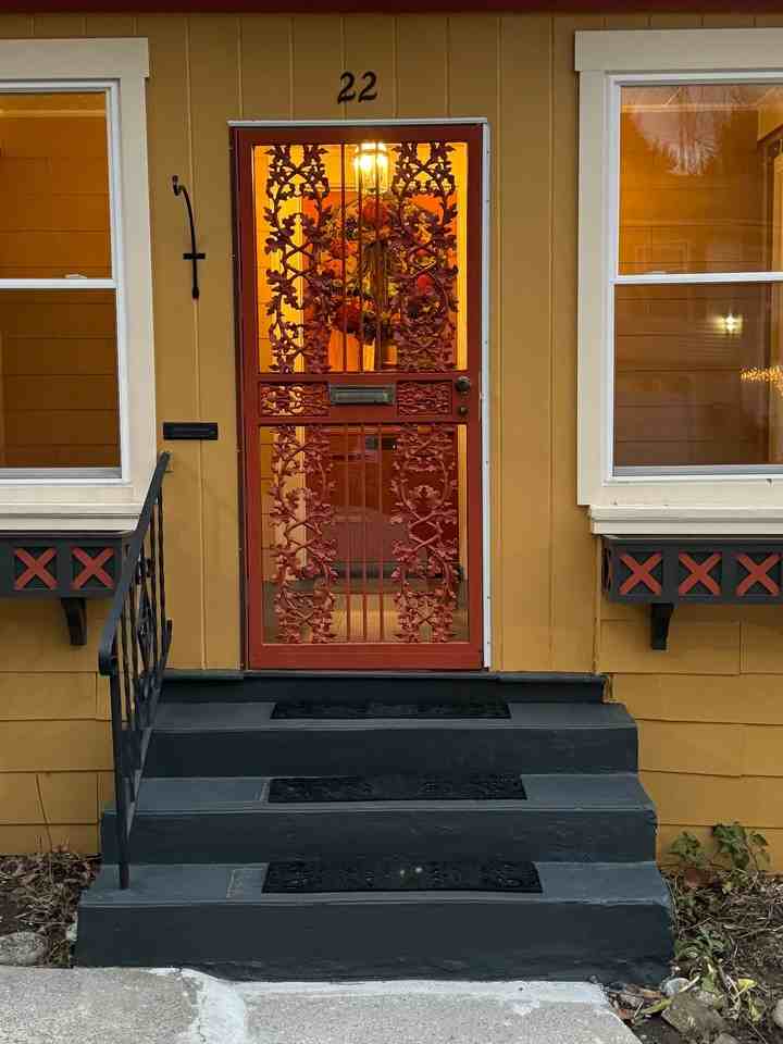 22 Wakefield St #1 - Photo 4 of 39
