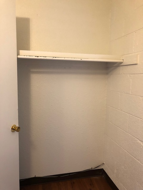 510 E 1st St - Photo 5 of 7