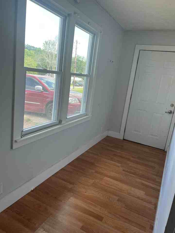 1639 Anneta Rd - Photo 3 of 12