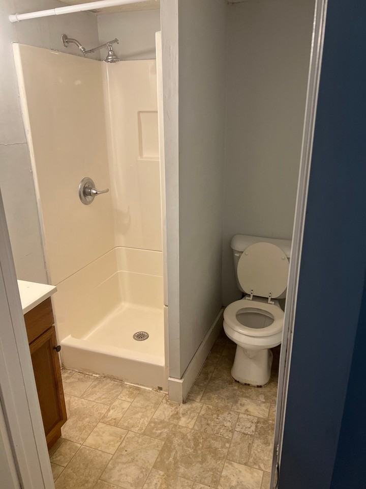 1639 Anneta Rd - Photo 5 of 12