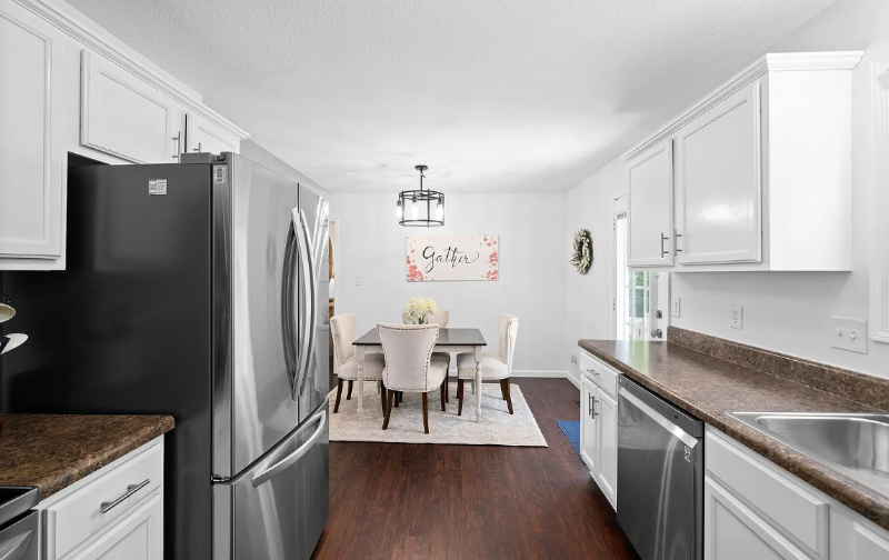325 Mills Dr - Photo 6 of 12
