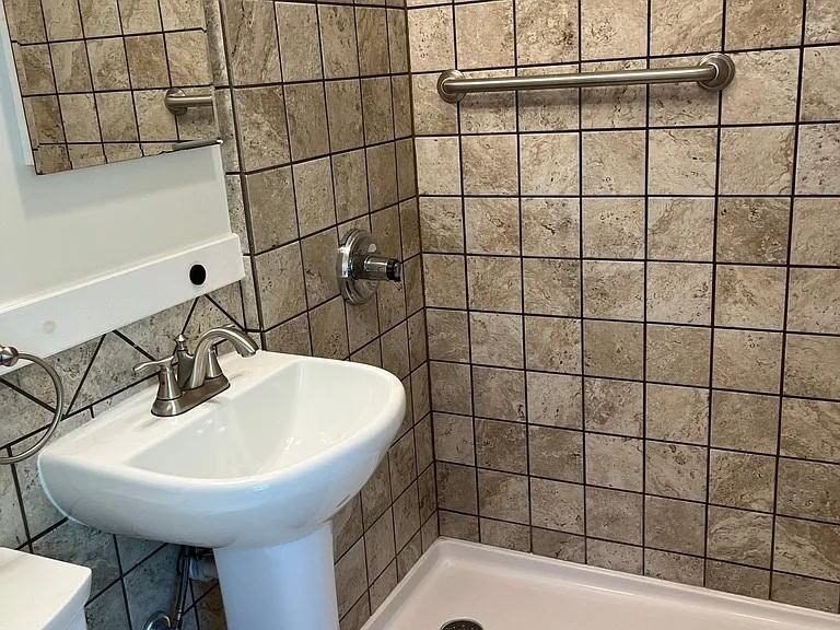 1920 Stevens Ave #1 - Photo 3 of 6