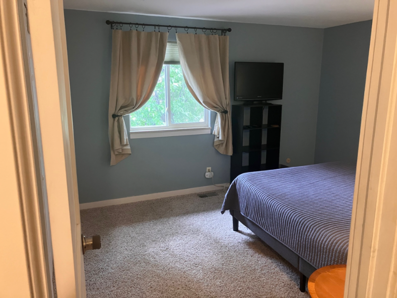 6852 S High St - Photo 2 of 11