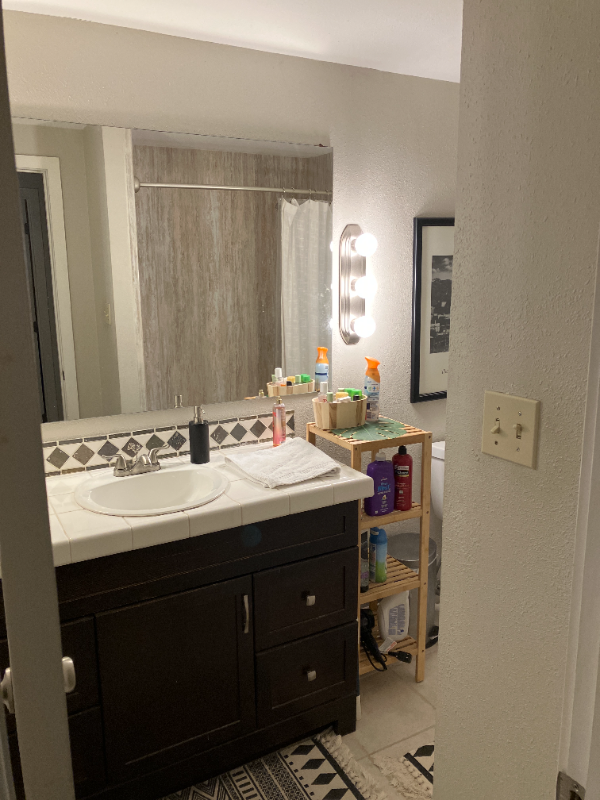 6852 S High St - Photo 6 of 11