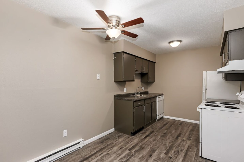 7451 Lunitas Ln - Photo 6 of 10