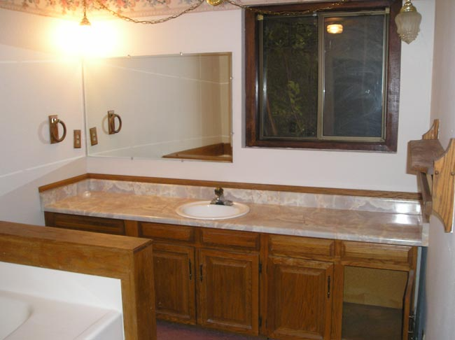 3912 E Hartson Ave - Photo 3 of 23