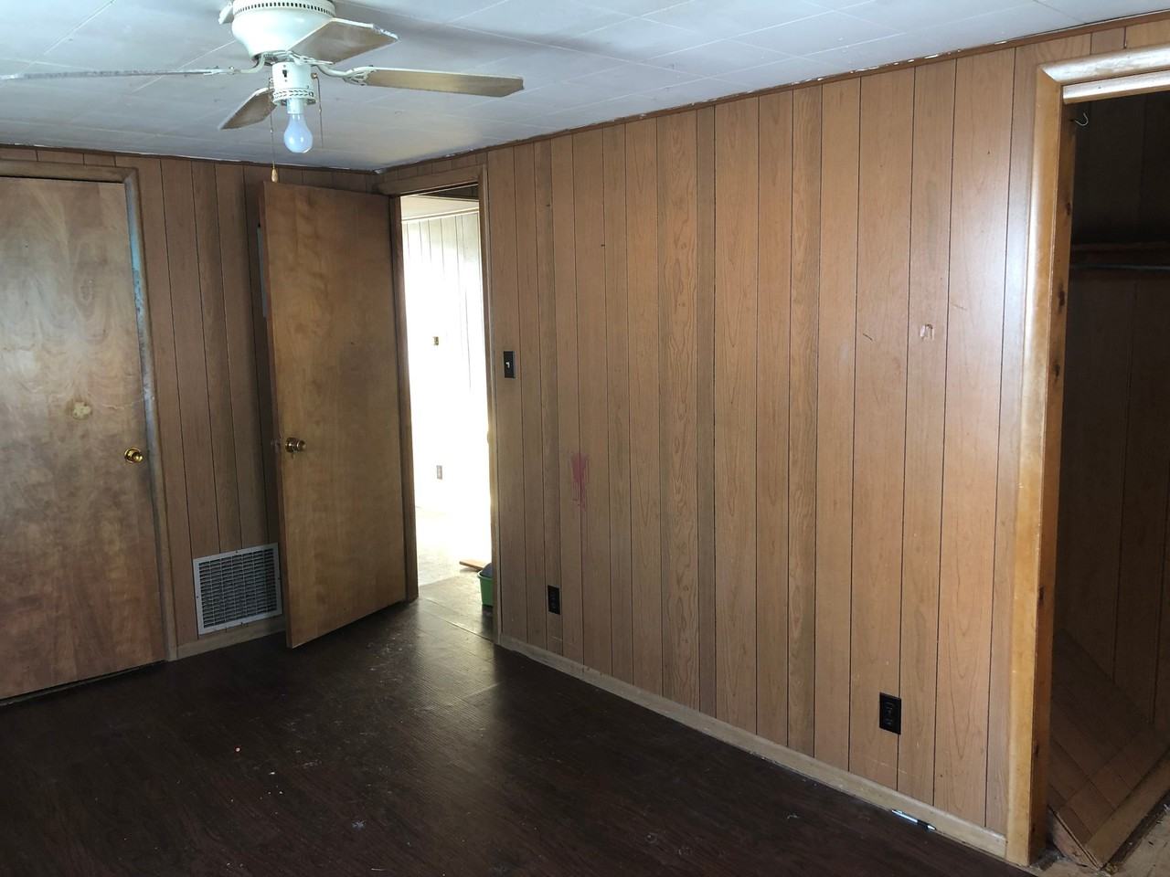 502 Lucy St Apt 2 #2 - Photo 3 of 13