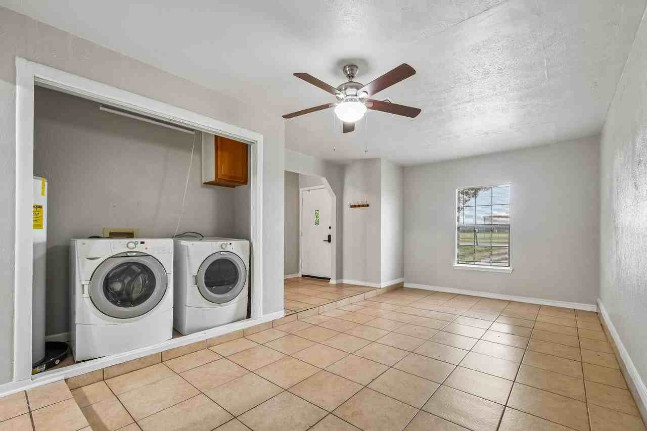 2508 N W S Young Dr - Photo 7 of 19