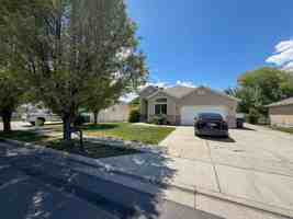 featured image of 11246 S Glen Croft Ln