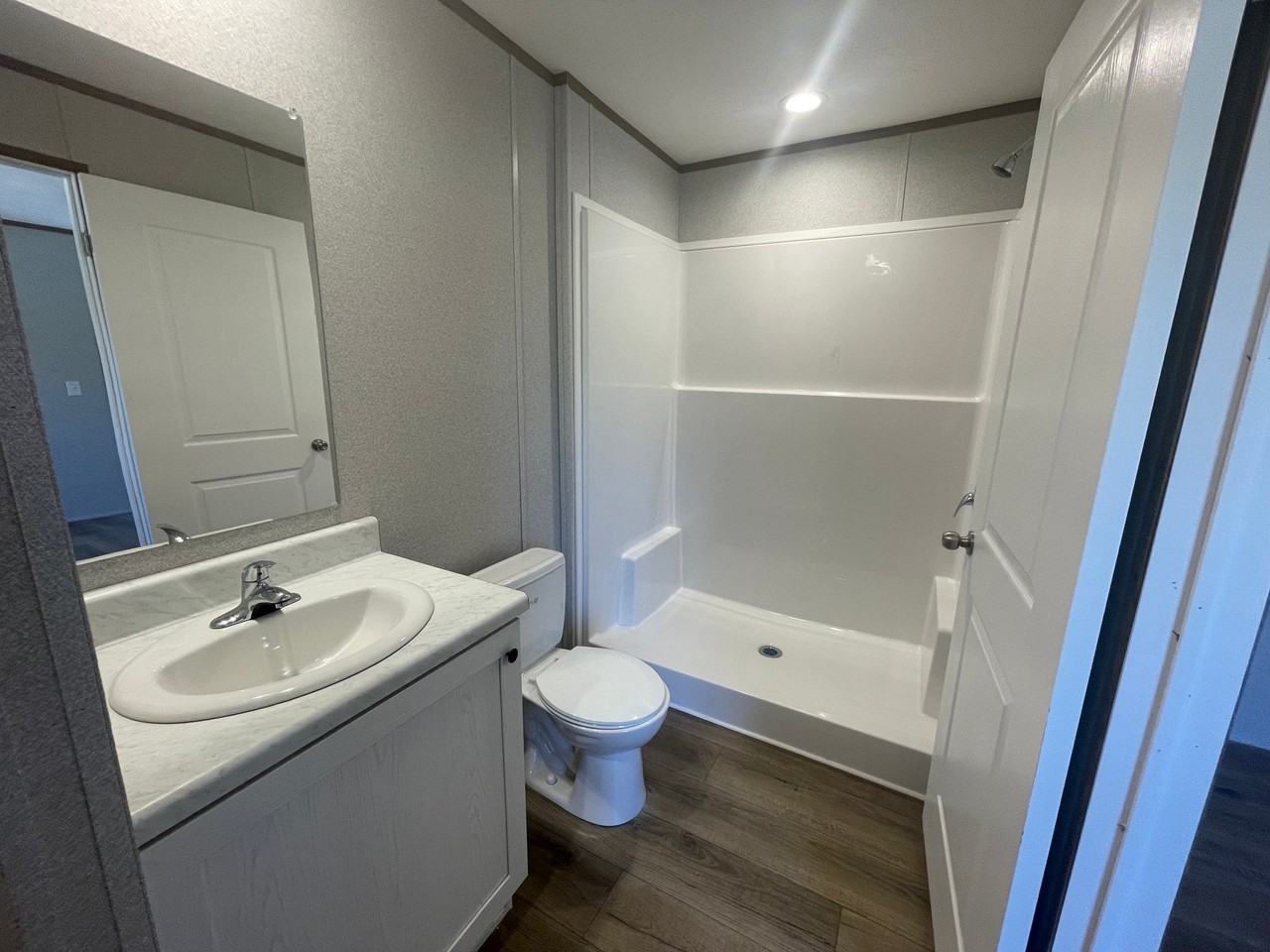 3308 Fly Rd - Photo 4 of 10