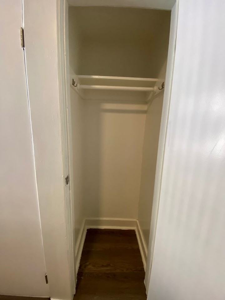 1010 Bush Street - Photo 4 of 18