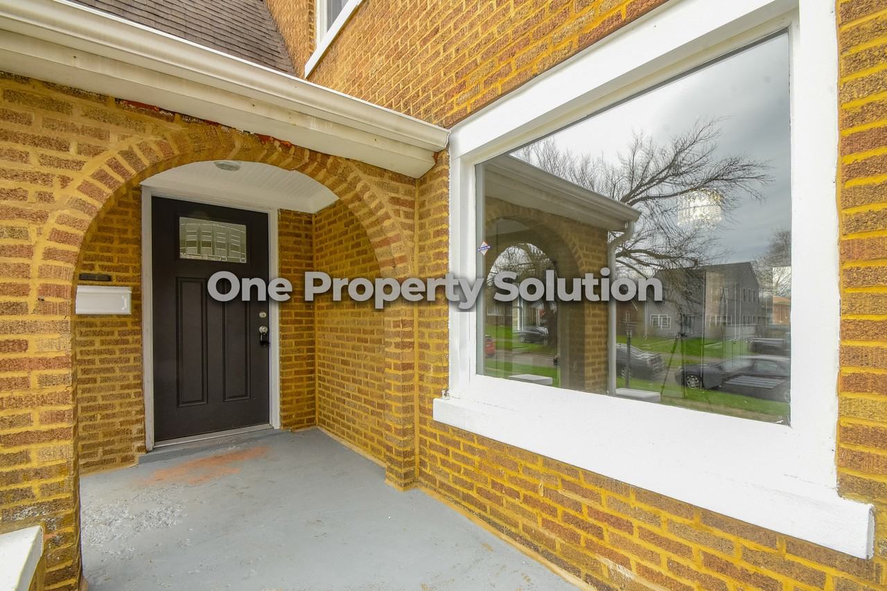 3612 Van Buren St #1 - Photo 3 of 26