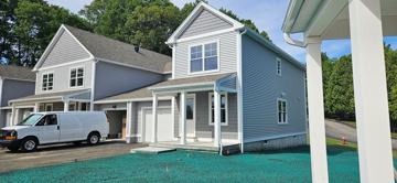 featured image of 719 Putnam Pike