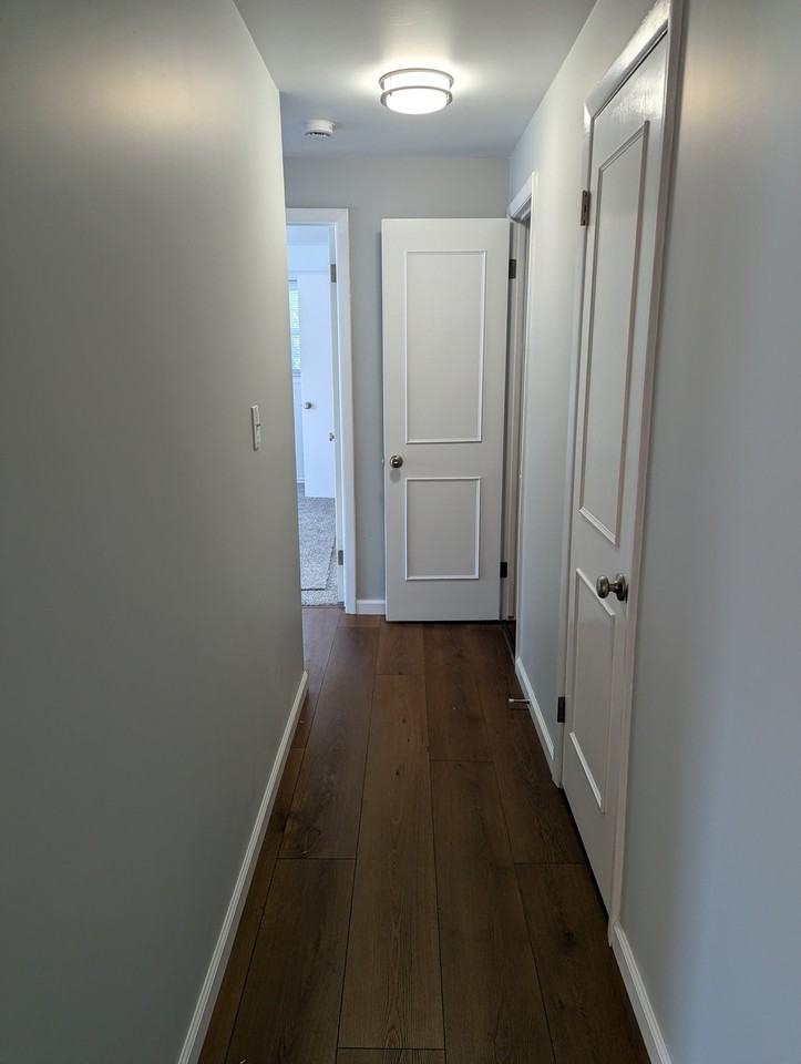 202 S Union Rd #8 - Photo 5 of 16