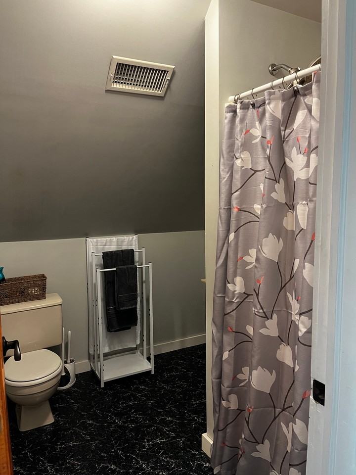 1171 Huber St #1 - Photo 4 of 13