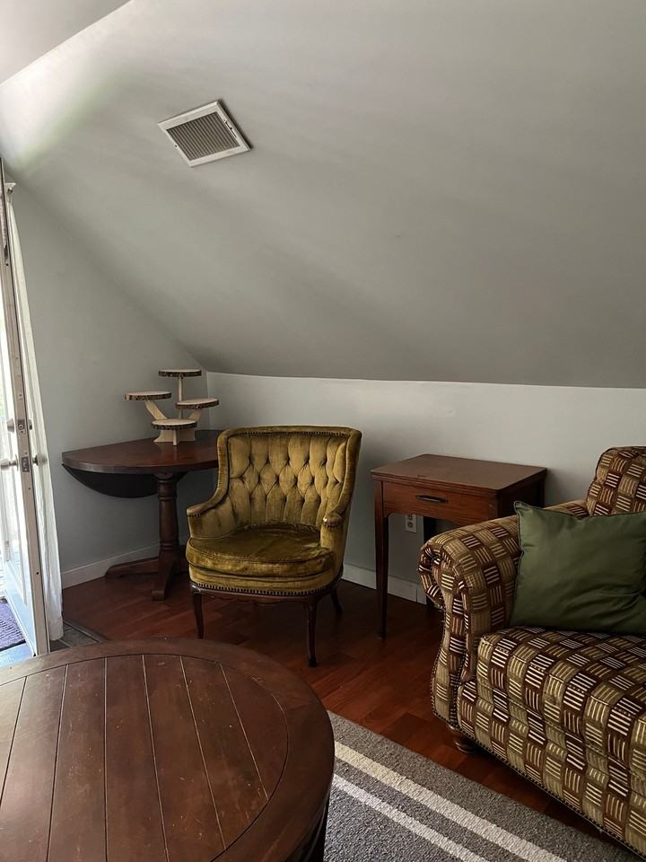 1171 Huber St #1 - Photo 5 of 13