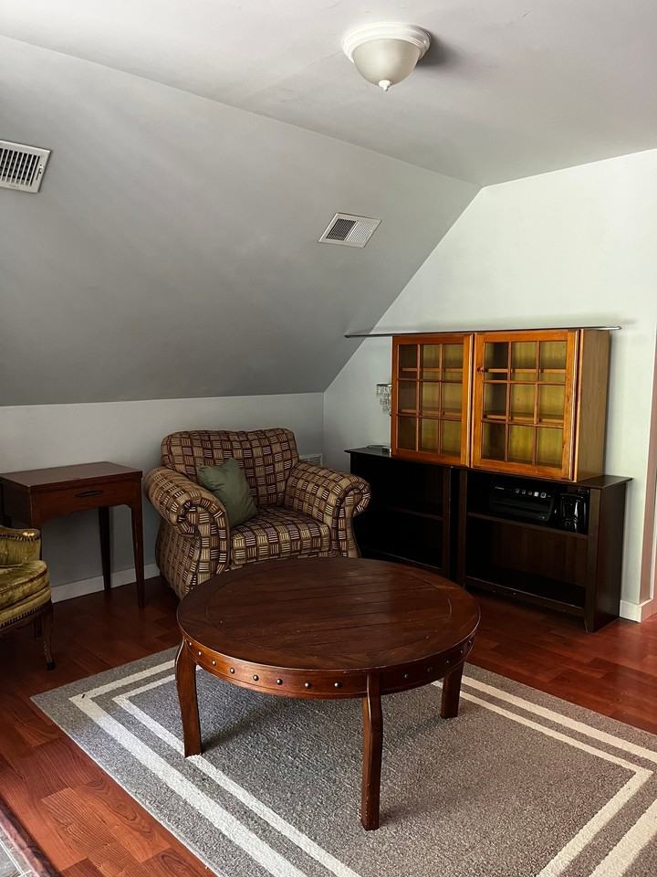 1171 Huber St #1 - Photo 7 of 13